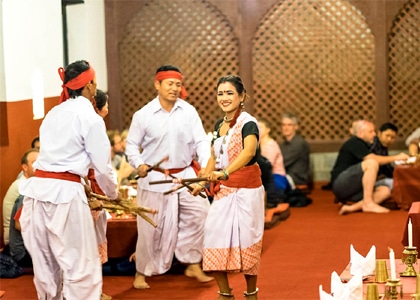 Kathmandu, cena con spettacolo di danze tradizionali, Viaggio in Nepal